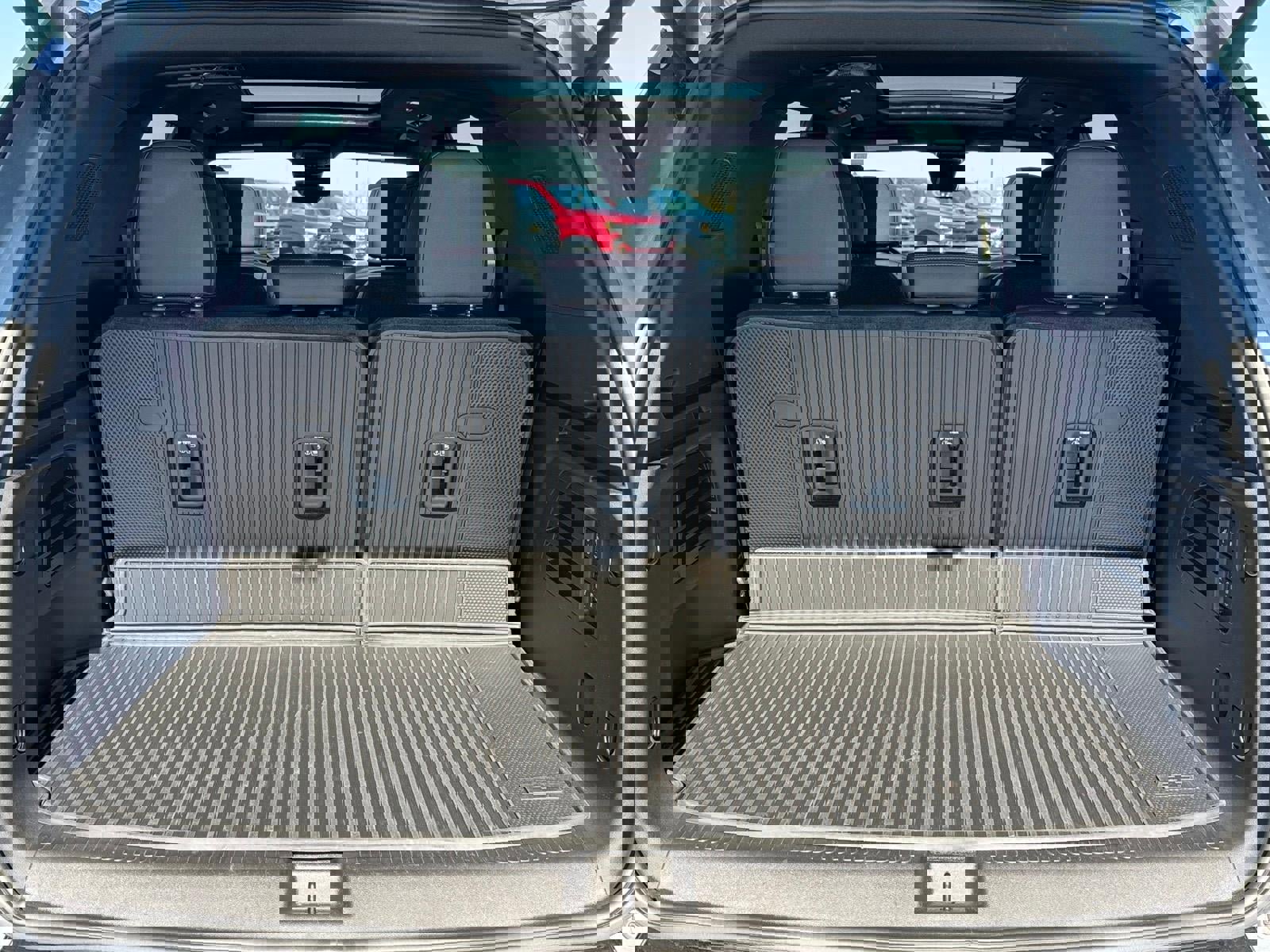 Used 2024 Chevrolet Traverse RS w/ LPO, Floor Liner Package AWD/4WD image 4