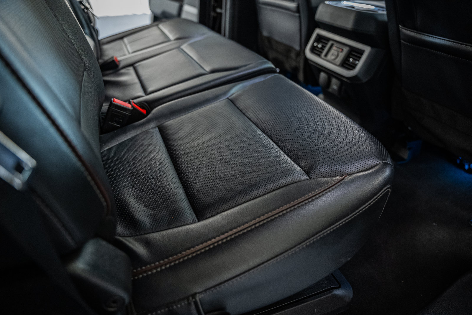 Used 2024 Ford F250 Lariat w/ Sport Appearance Package AWD/4WD image 31