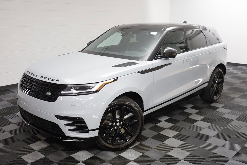 New 2026 Land Rover Range Rover Velar Dynamic SE image 2