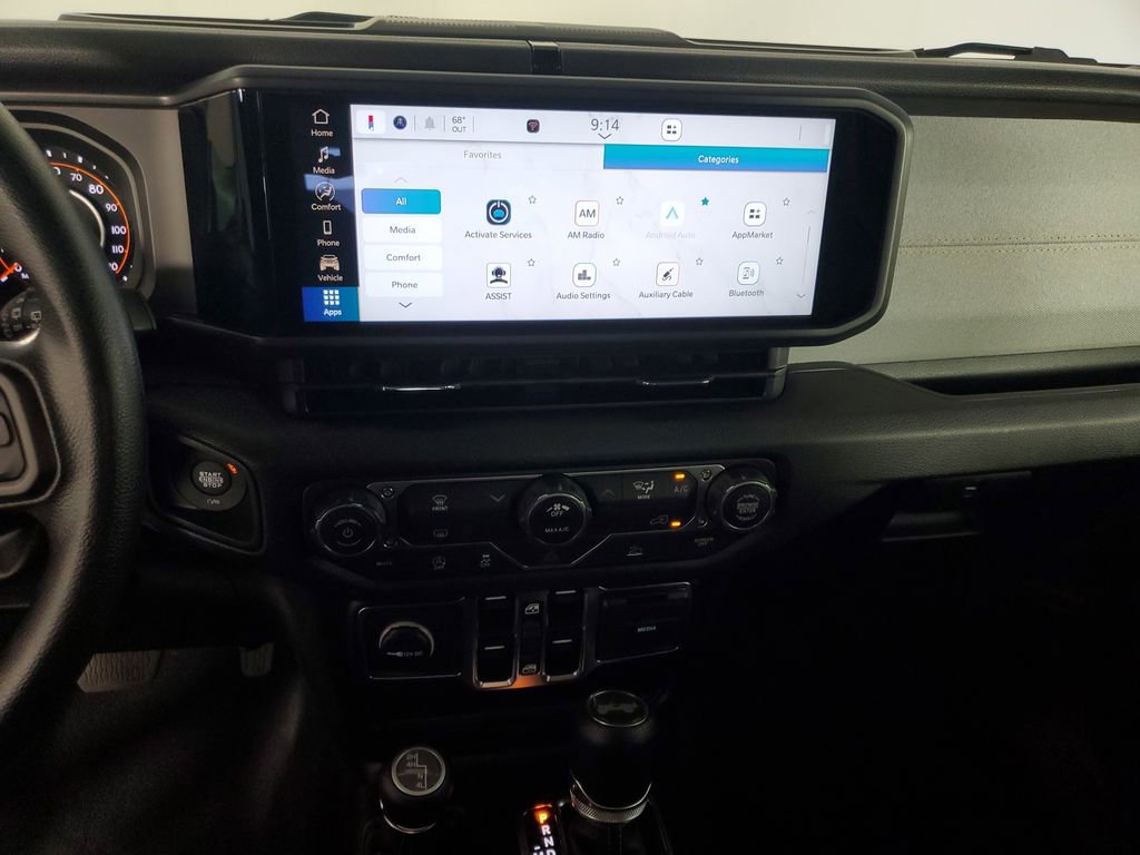 Used 2025 Jeep Wrangler Sport image 16