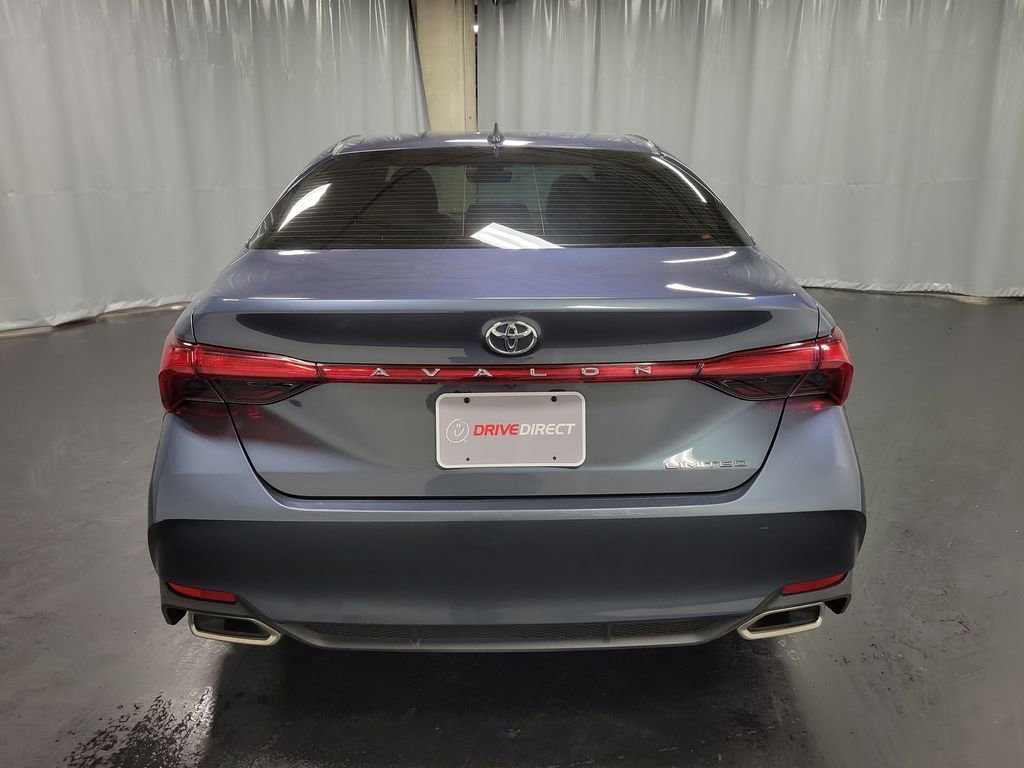 Used 2019 Toyota Avalon XLE image 7