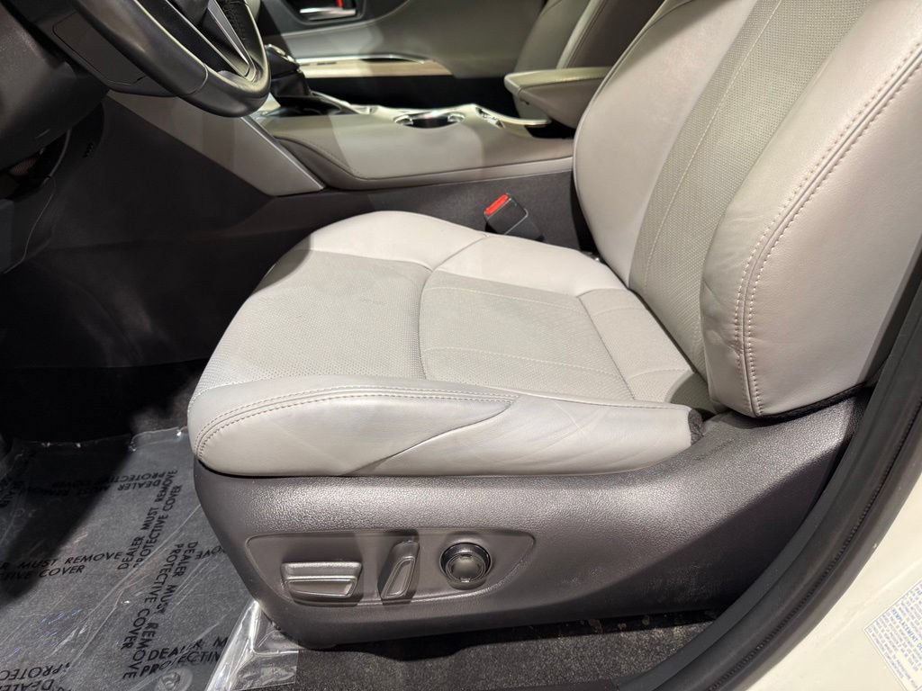 Certified 2022 Toyota Venza Limited w/ Advanced Technology Package AWD/4WD image 14