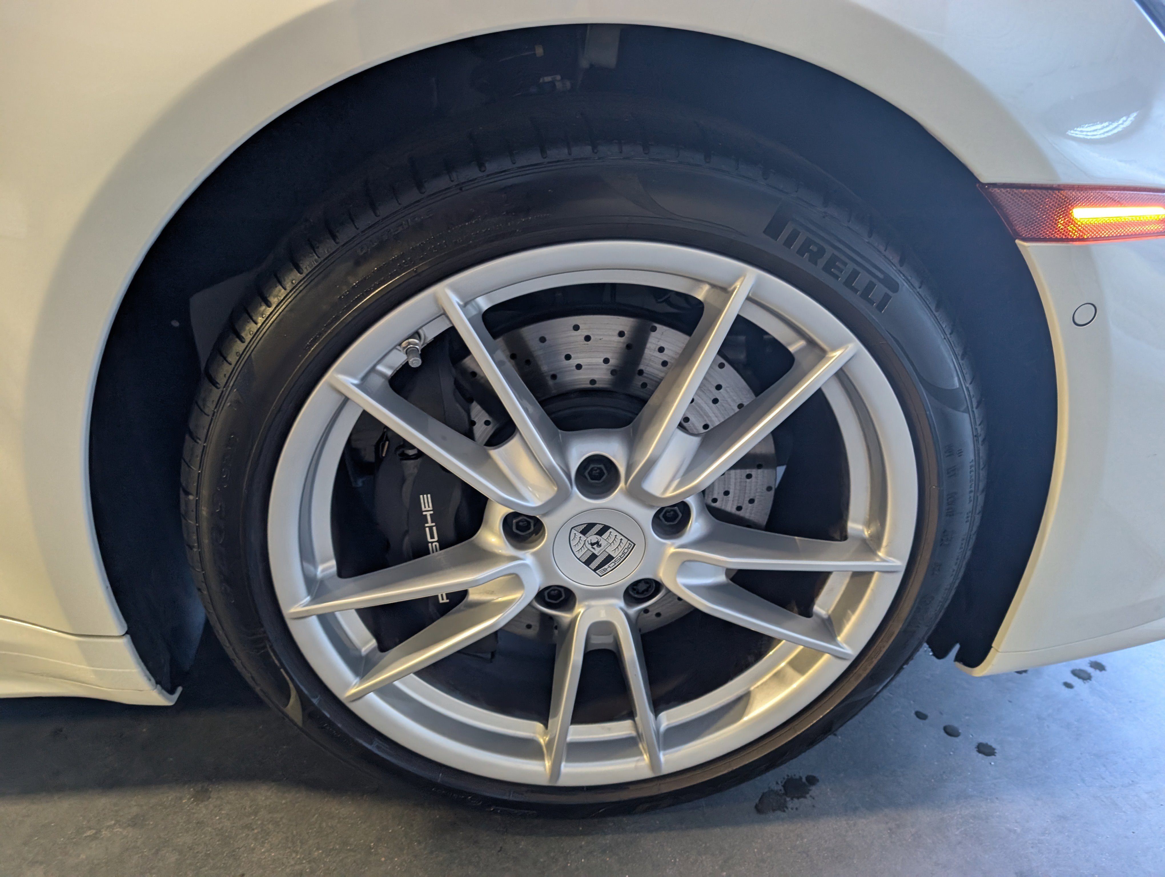 Certified 2025 Porsche 911 Carrera image 21