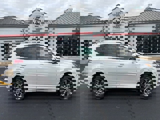 Used 2018 Toyota RAV4 Platinum image 11