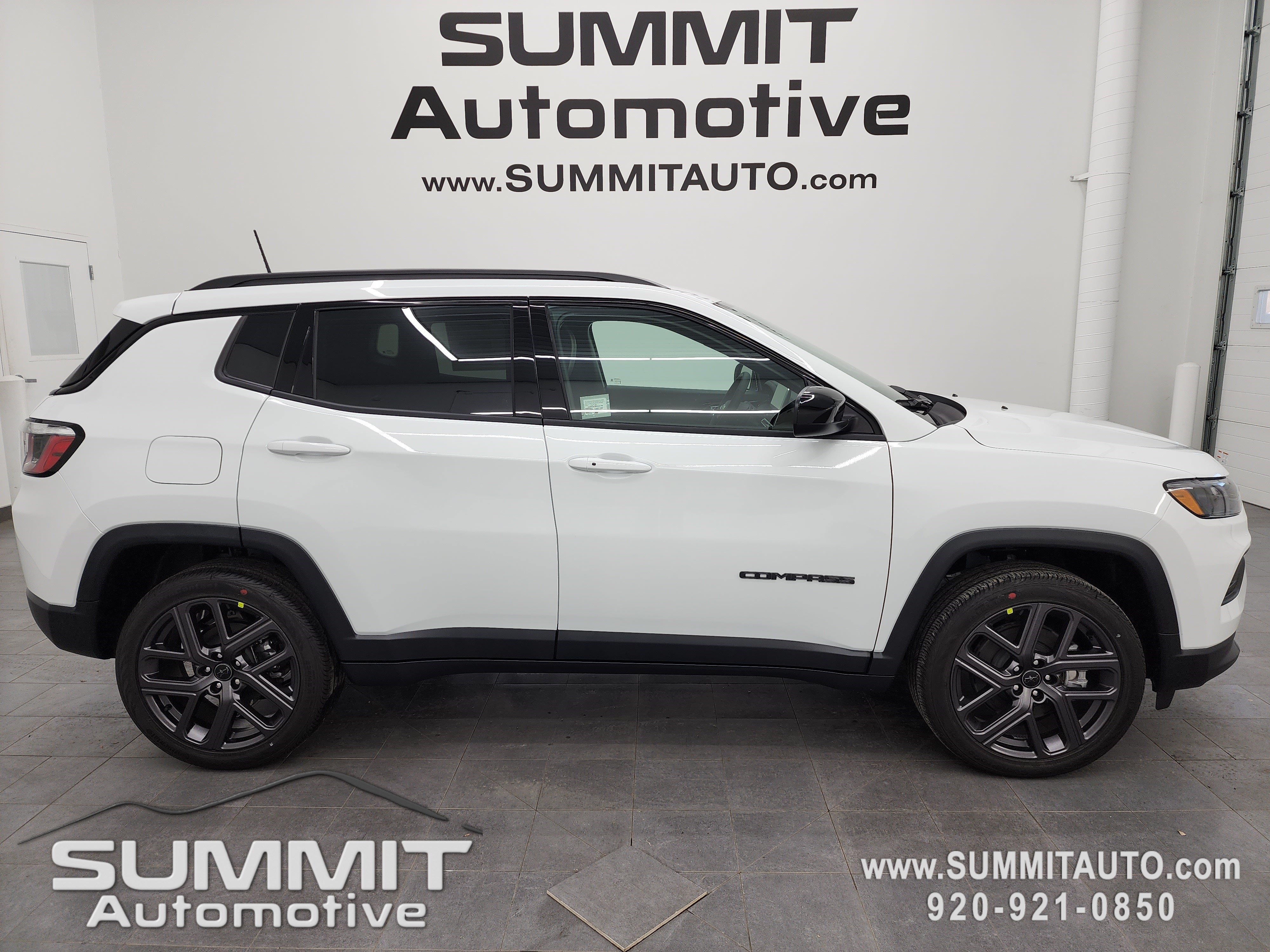 New 2026 Jeep Compass Latitude