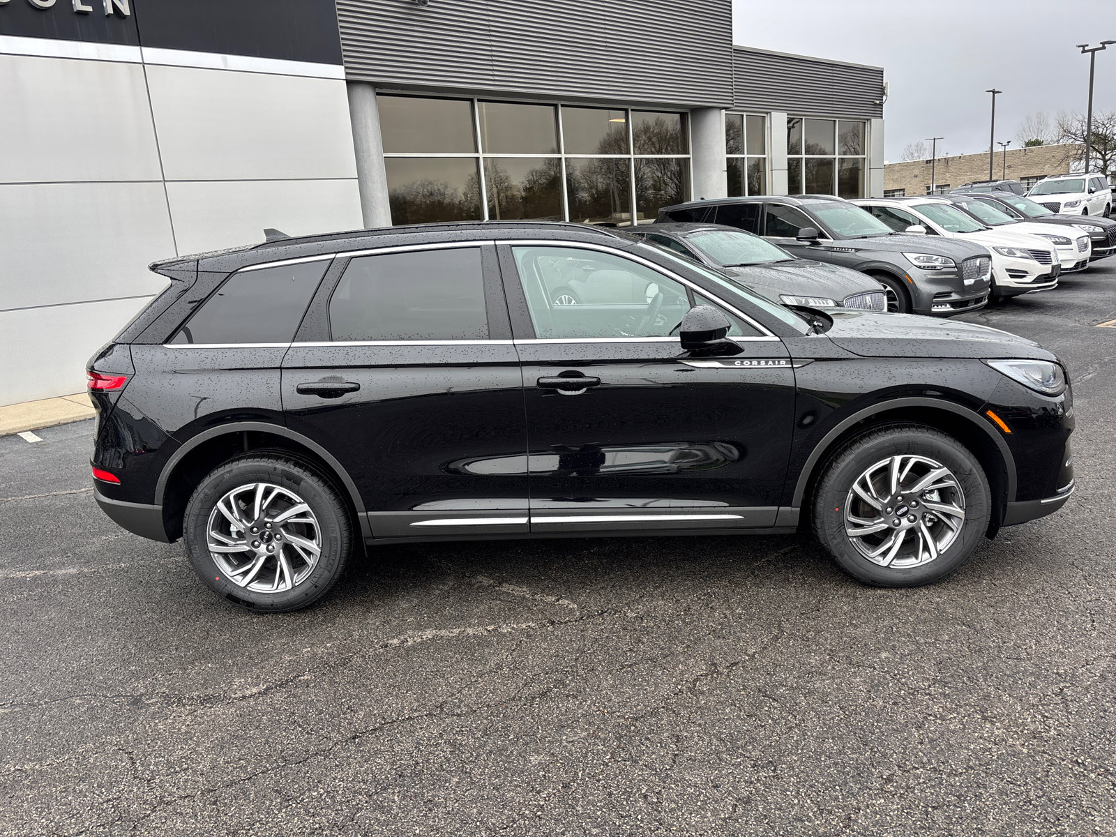 New 2026 Lincoln Corsair Premiere AWD/4WD image 8