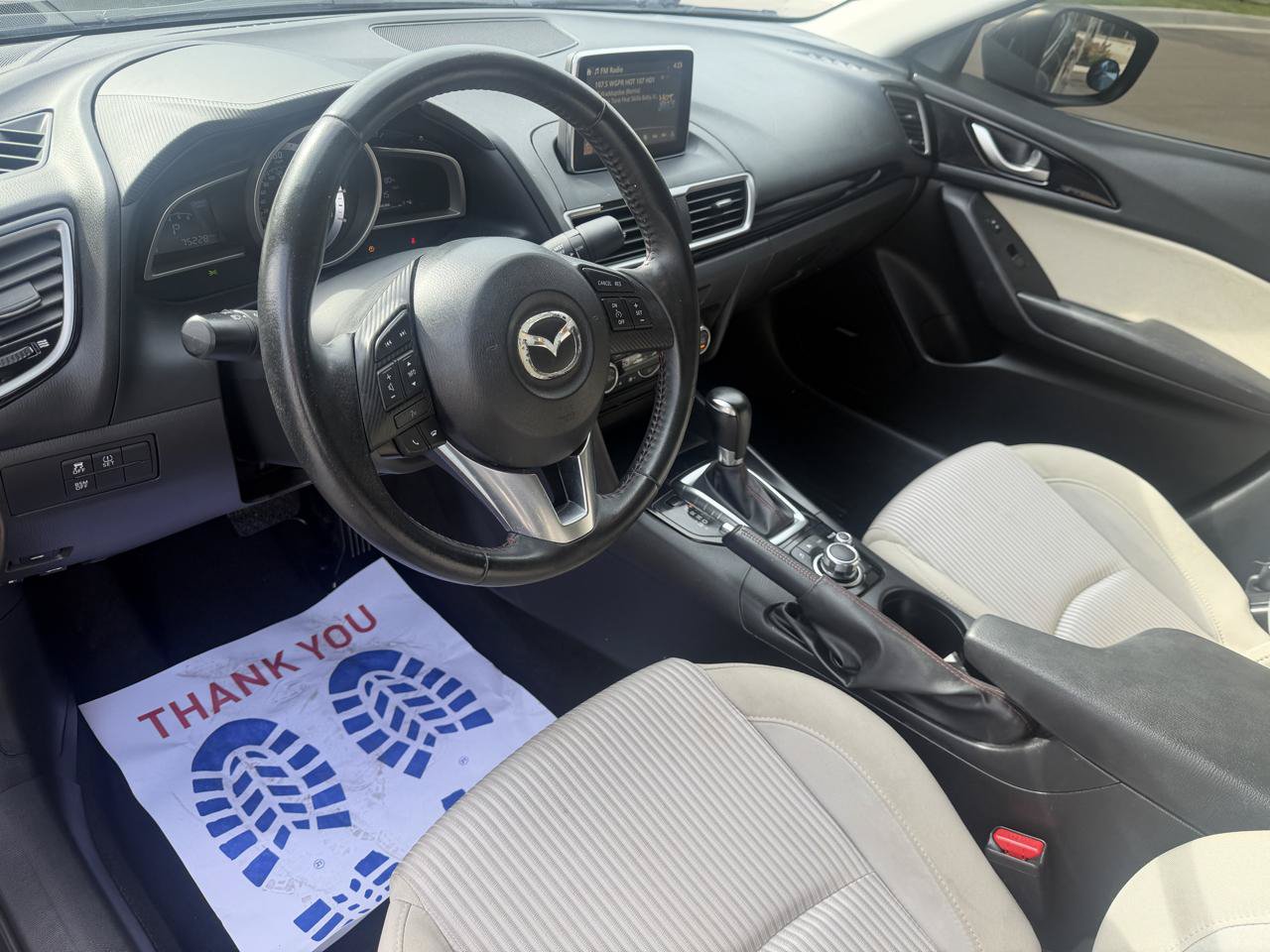 Used 2014 MAZDA MAZDA3 i Touring w/ Technology Package FWD image 9