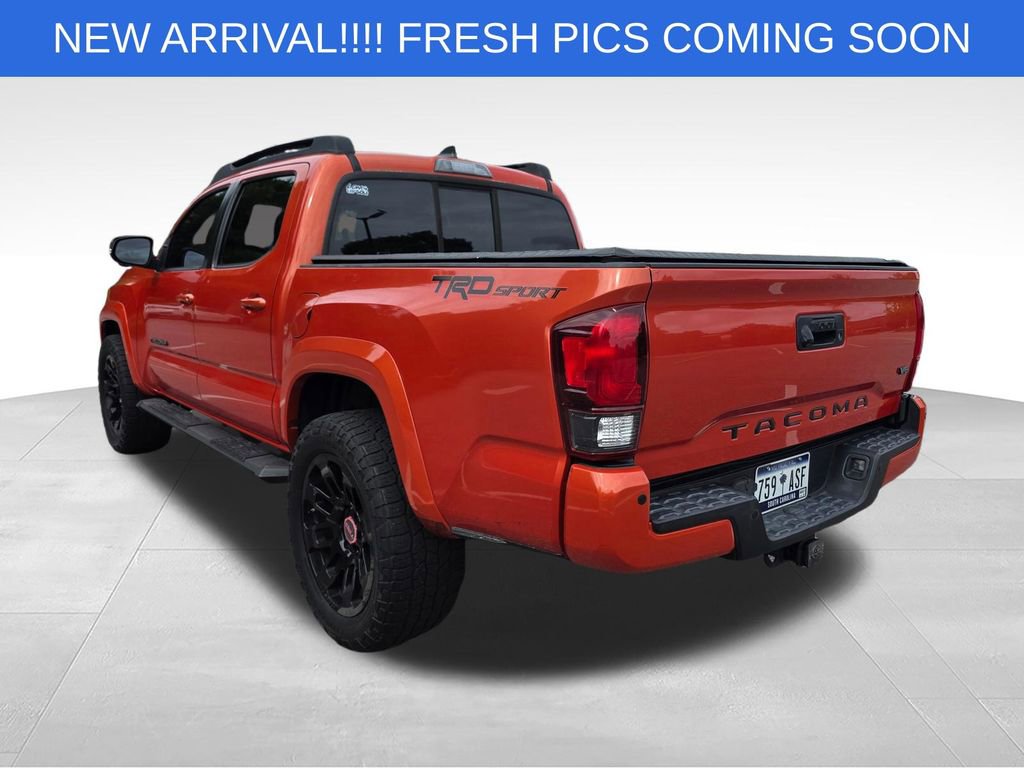 Used 2016 Toyota Tacoma TRD Sport w/ Premium & Technology Package RWD image 6