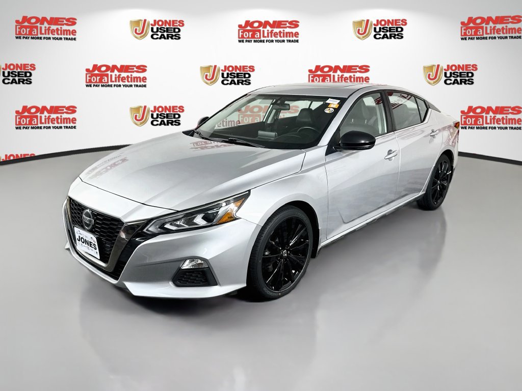 Used 2019 Nissan Altima 2.5 SR w/ SR Premium Package FWD image 12