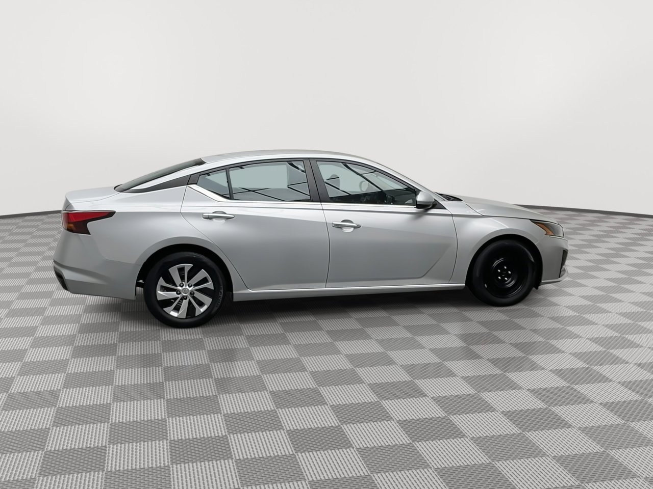 Used 2023 Nissan Altima 2.5 S FWD image 30