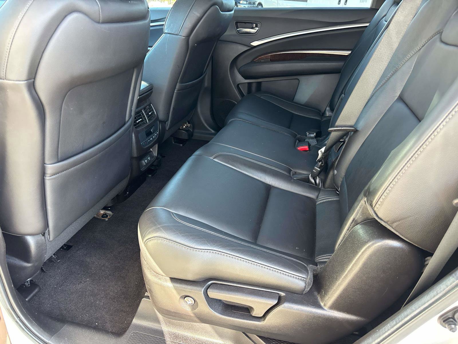 Used 2019 Acura MDX SH-AWD image 9