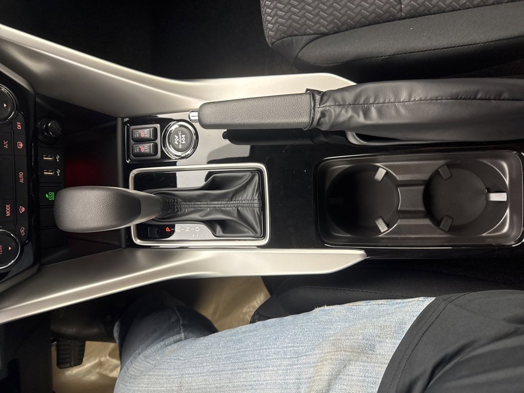 New 2026 Mitsubishi Eclipse Cross LE image 25