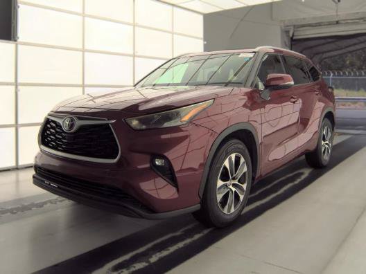 Used 2022 Toyota Highlander XLE