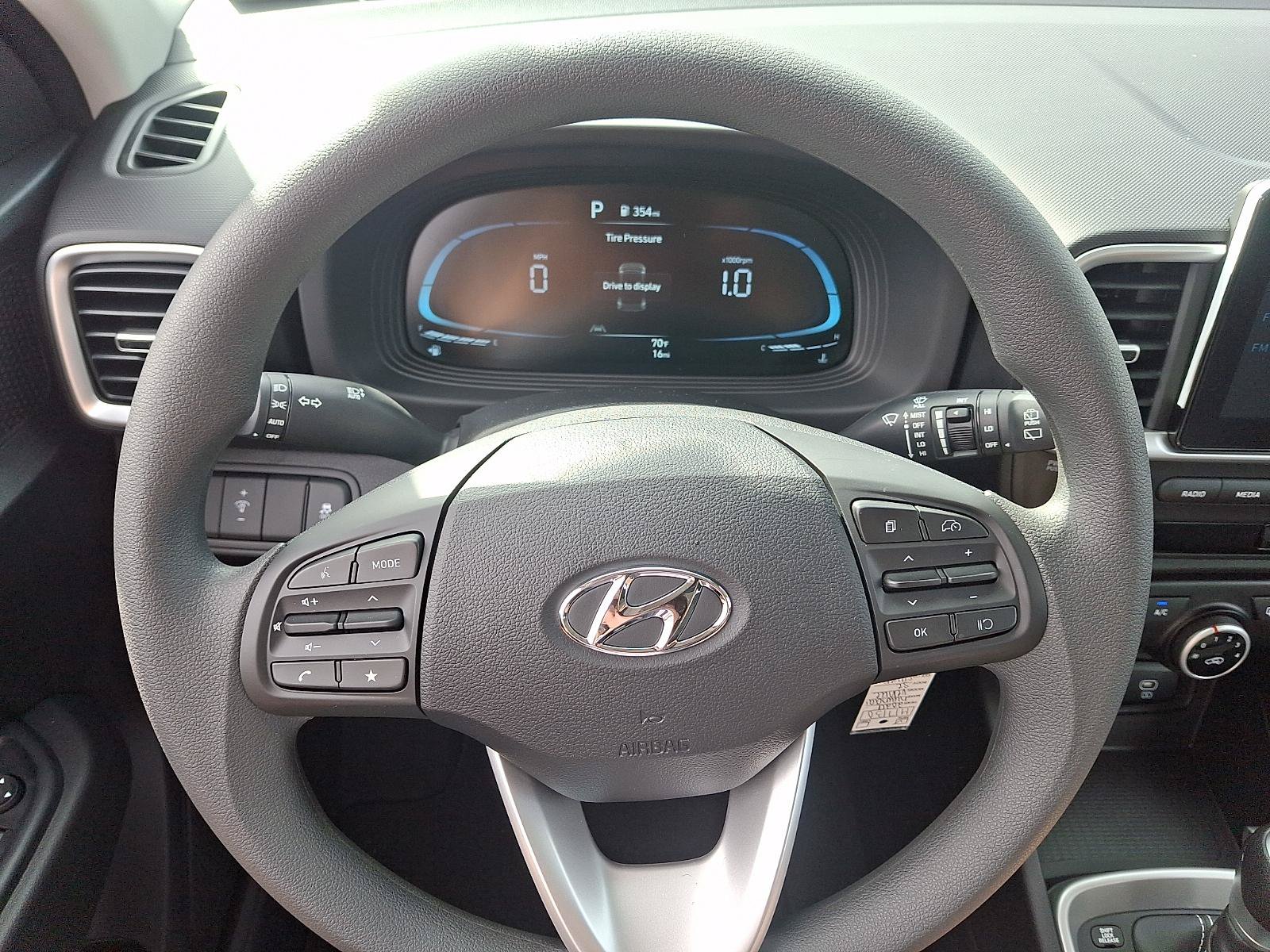 New 2026 Hyundai Venue SE FWD image 13