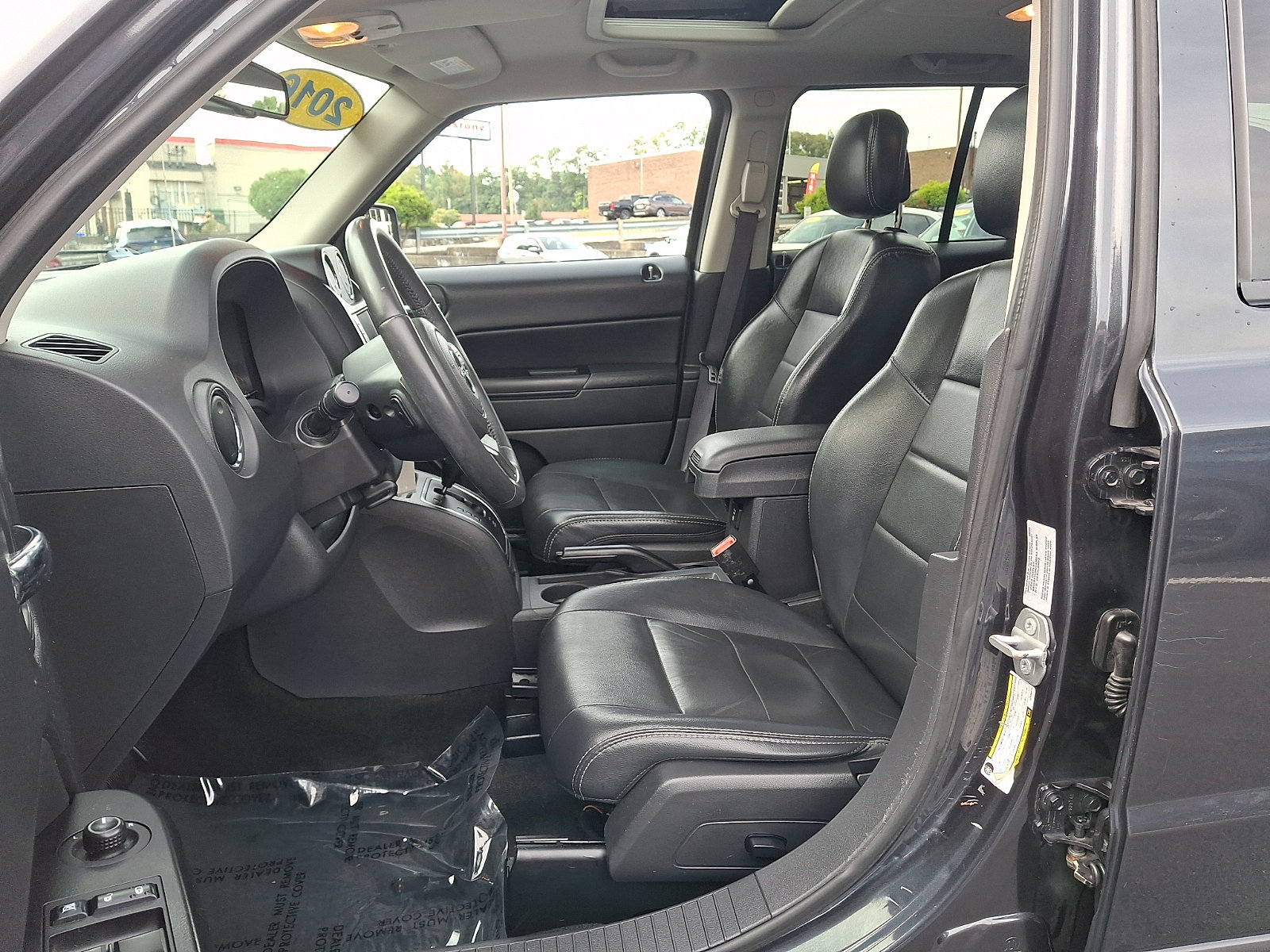 Used 2016 Jeep Patriot High Altitude AWD/4WD image 15