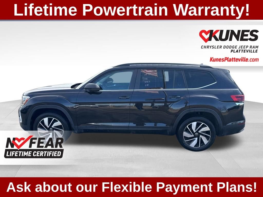 Used 2025 Volkswagen Atlas SE image 7