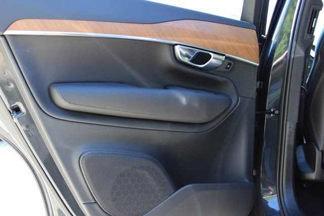 Certified 2022 Volvo XC90 T8 Inscription Expression AWD/4WD image 24