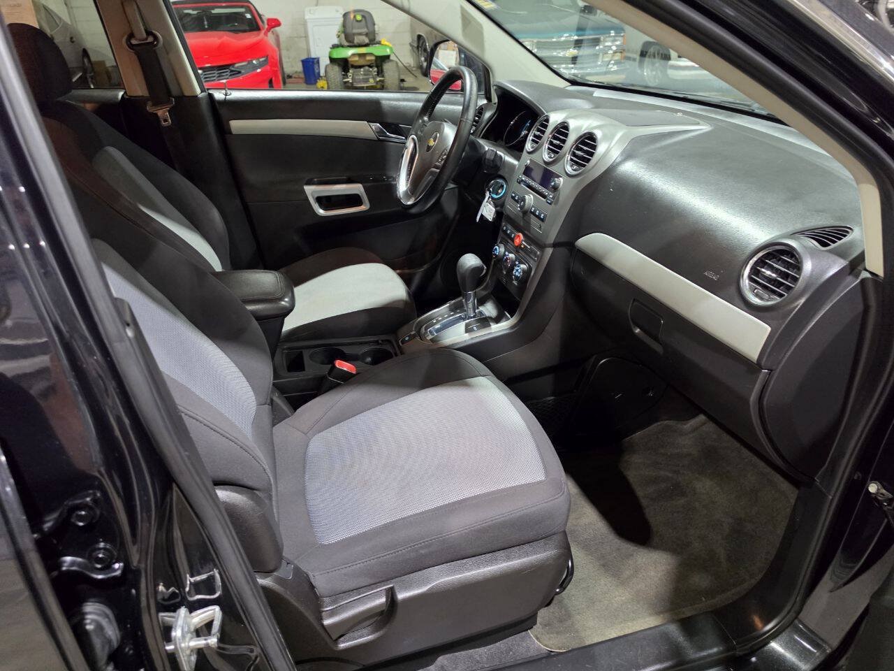 Used 2012 Chevrolet Captiva Sport LS FWD image 29