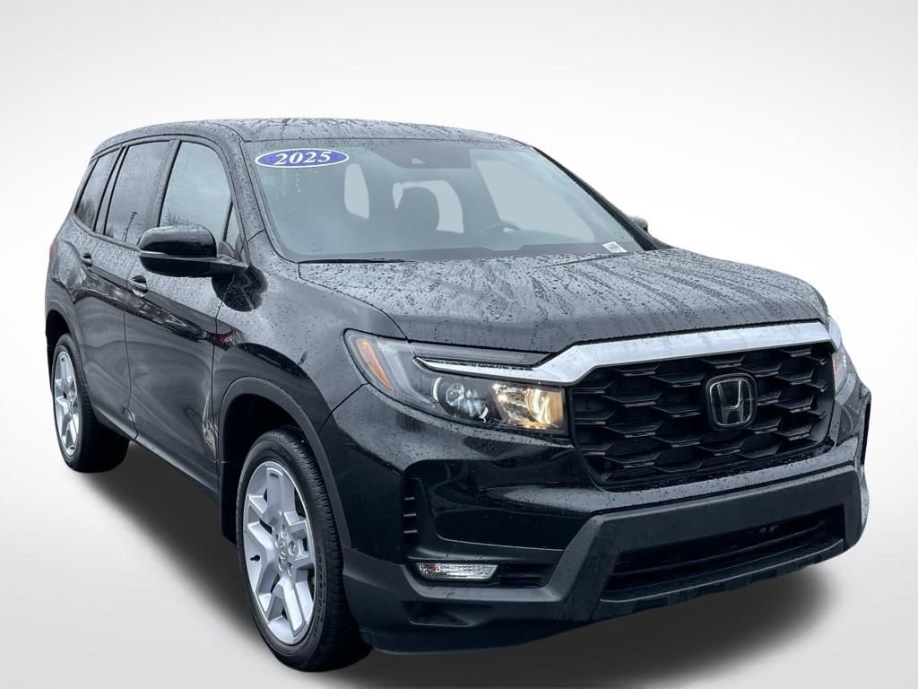Certified 2025 Honda Passport EX-L image 8