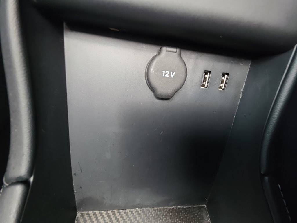 Used 2015 Tesla Model S 85D image 31