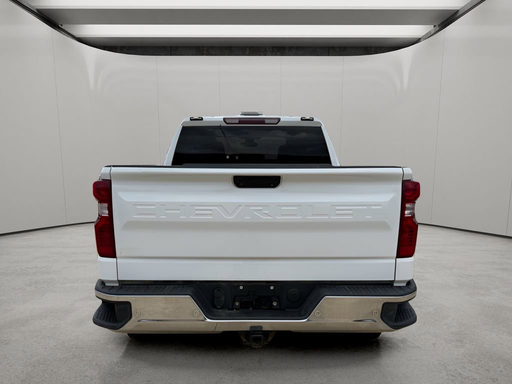 Used 2021 Chevrolet Silverado 1500 LT w/ Safety Package II AWD/4WD image 3