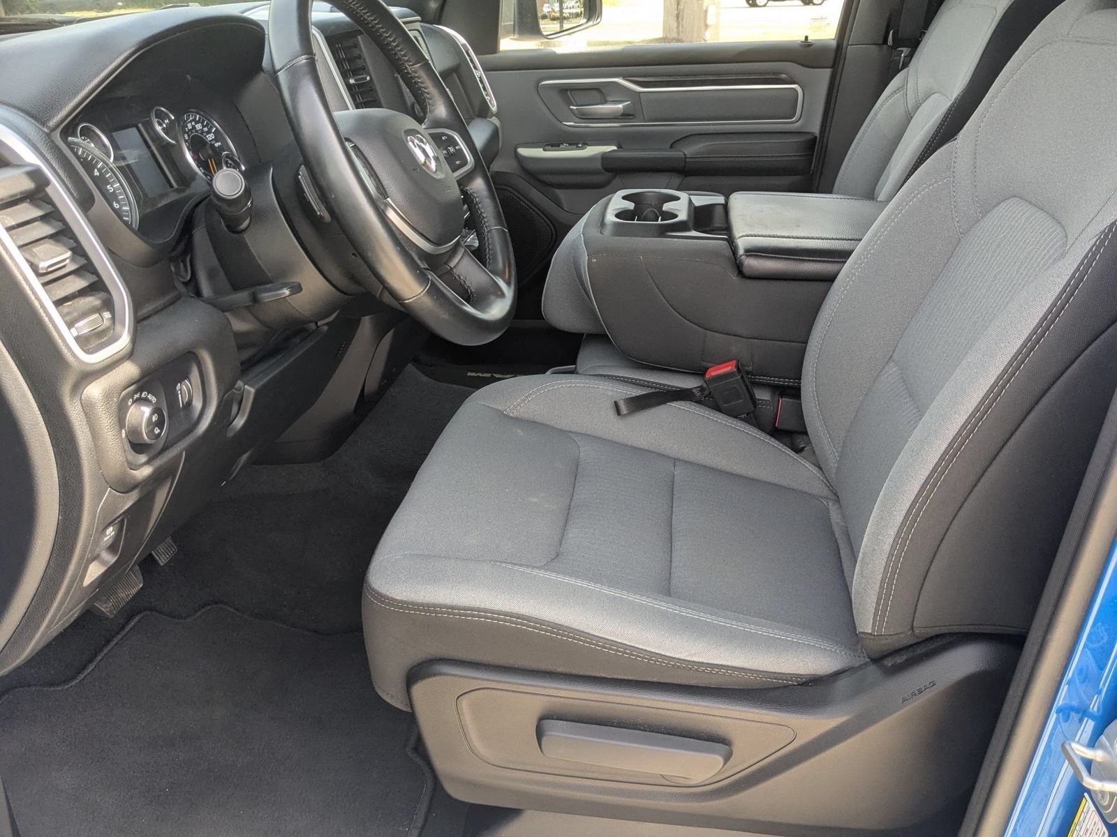 Used 2022 RAM 1500 Big Horn AWD/4WD image 13