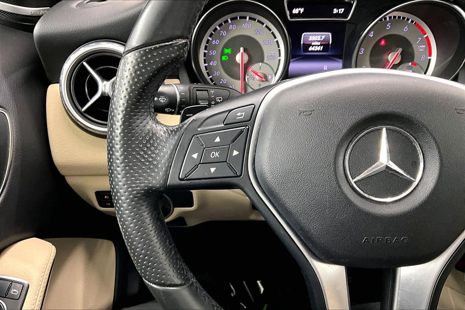 Used 2015 Mercedes-Benz GLA 250 4MATIC image 23