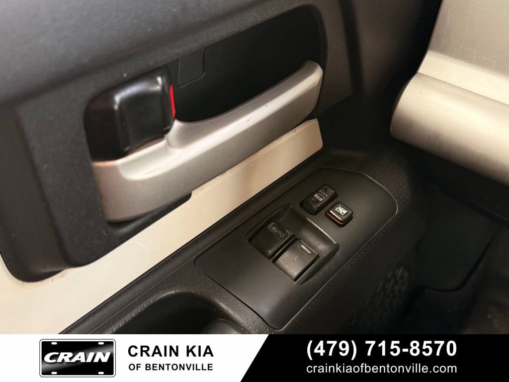 Used 2010 Toyota FJ Cruiser 4WD image 10