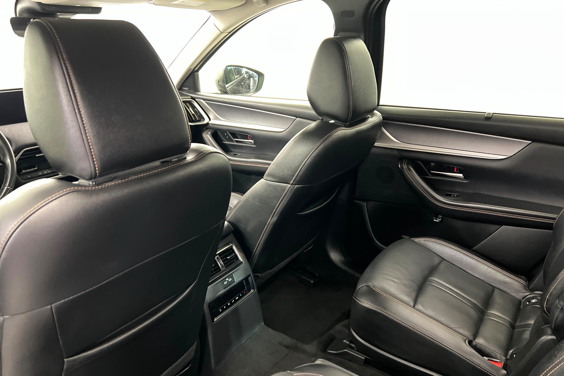 Used 2024 MAZDA CX-90 3.3 Turbo w/ Premium Package AWD/4WD image 19