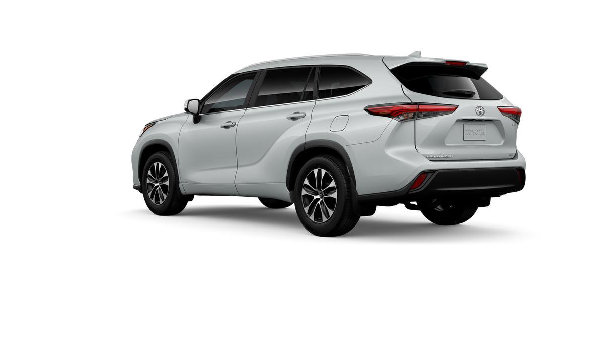 New 2026 Toyota Highlander XLE image 8