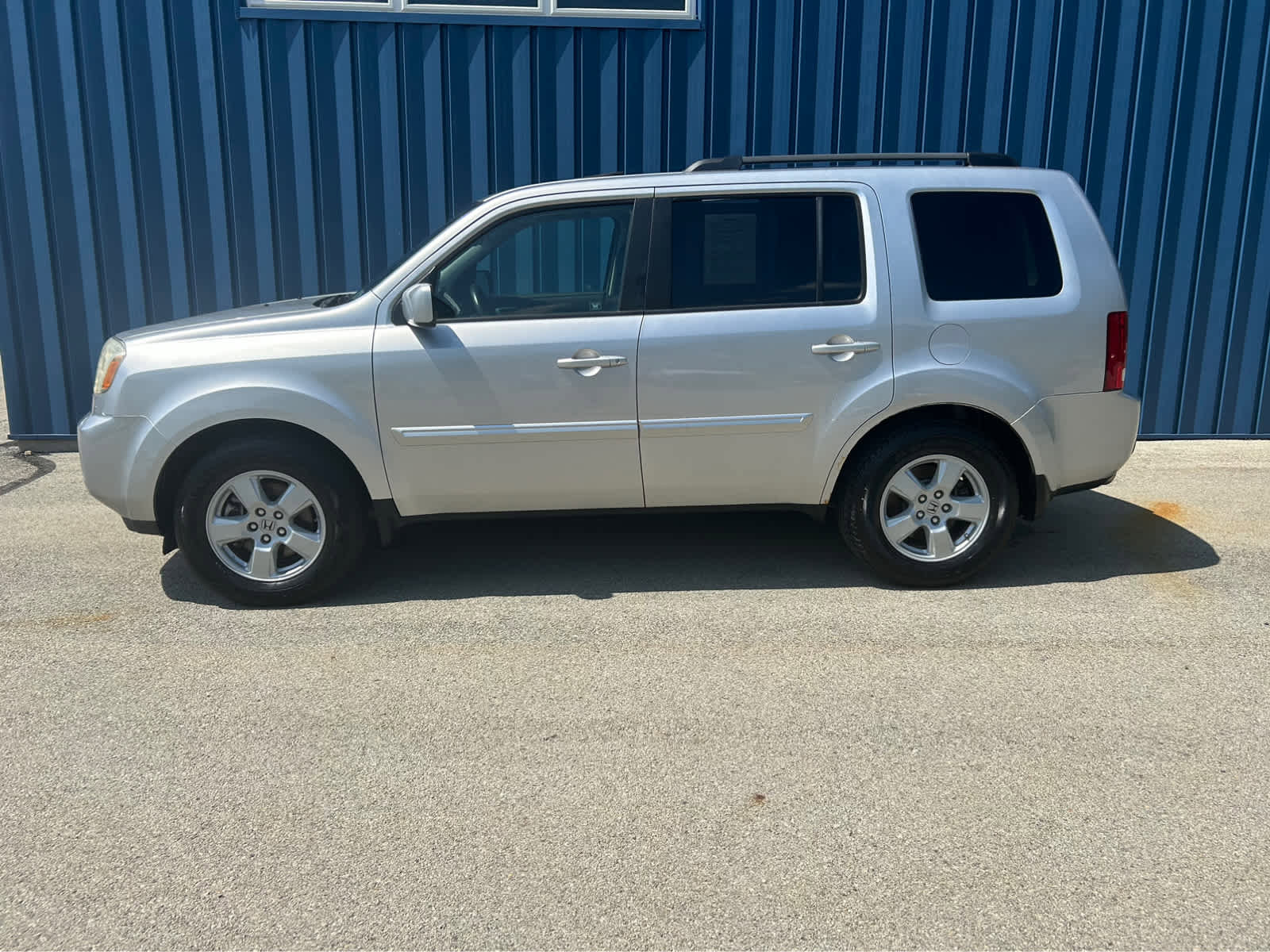 Used 2010 Honda Pilot EX-L image 14