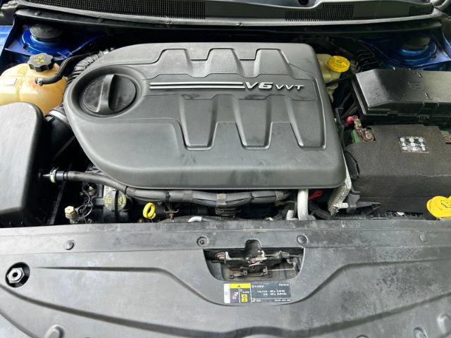 Used 2016 Chrysler 200 Limited FWD image 34