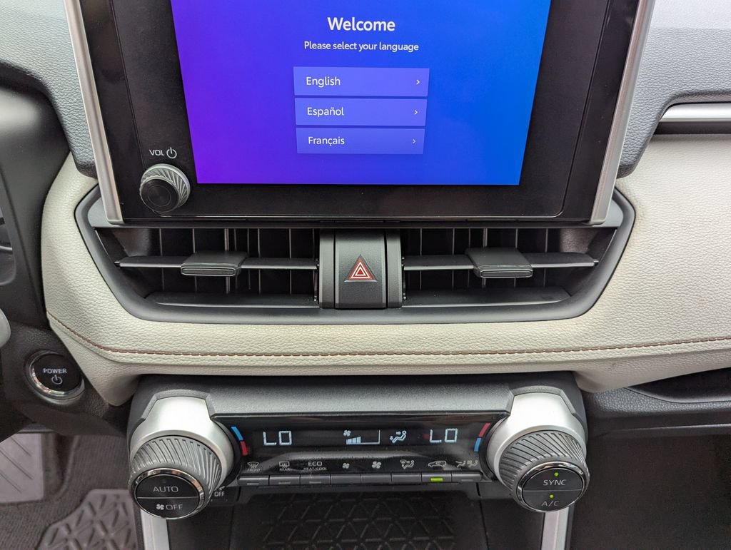 Used 2023 Toyota RAV4 XLE AWD/4WD image 22