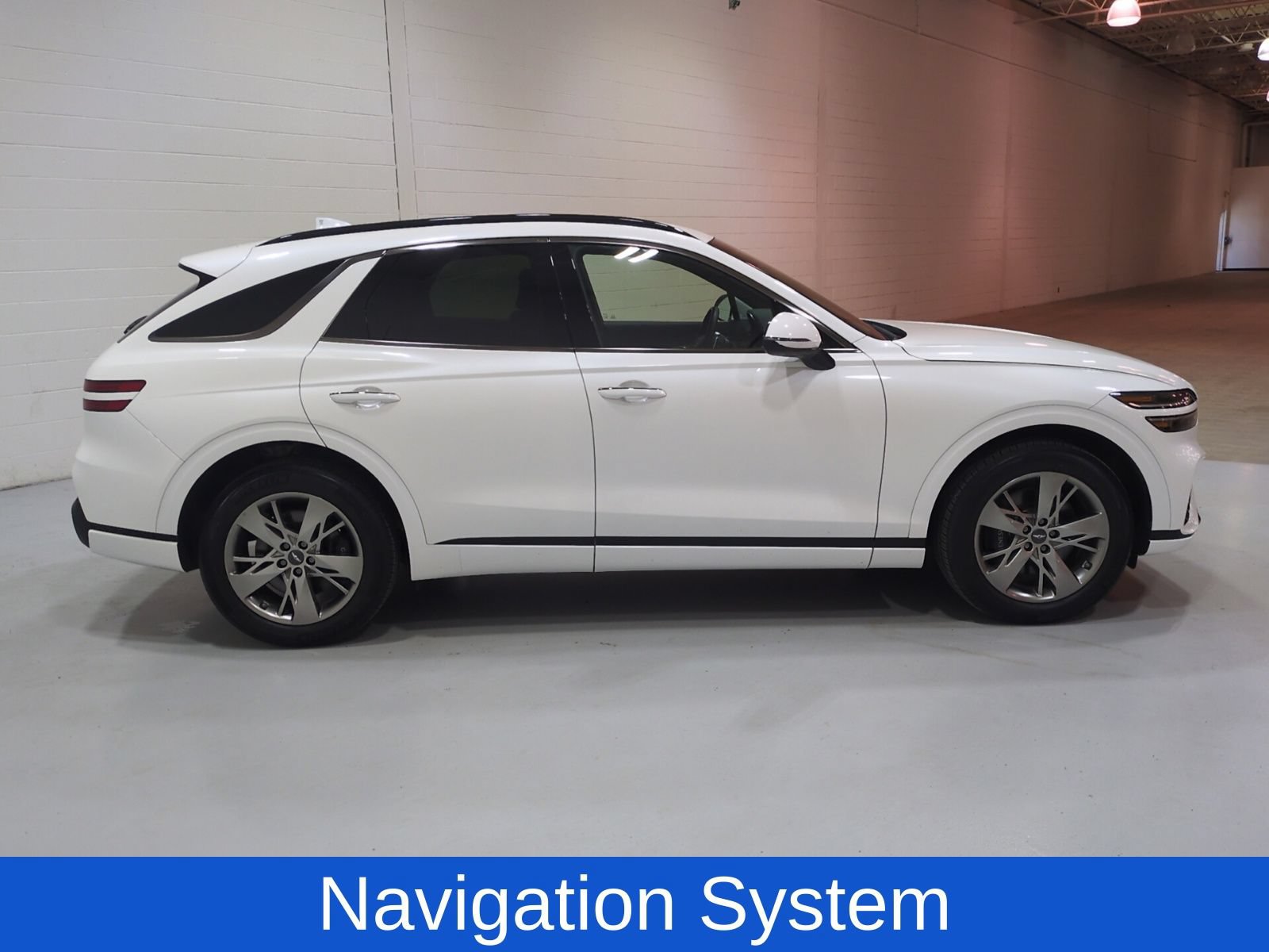 Certified 2025 Genesis GV70 3.5T Sport AWD/4WD image 2