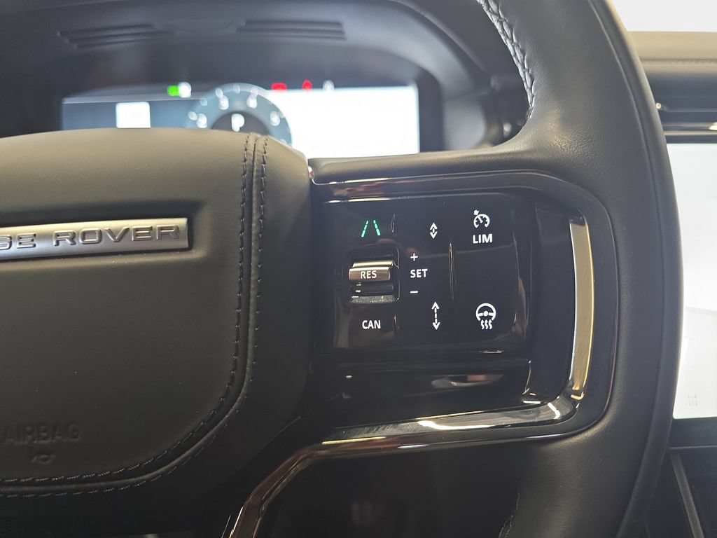 Certified 2026 Land Rover Range Rover Velar Dynamic SE AWD/4WD image 21