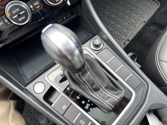 Certified 2021 Volkswagen Jetta SE w/ SE Cold Weather Package image 29