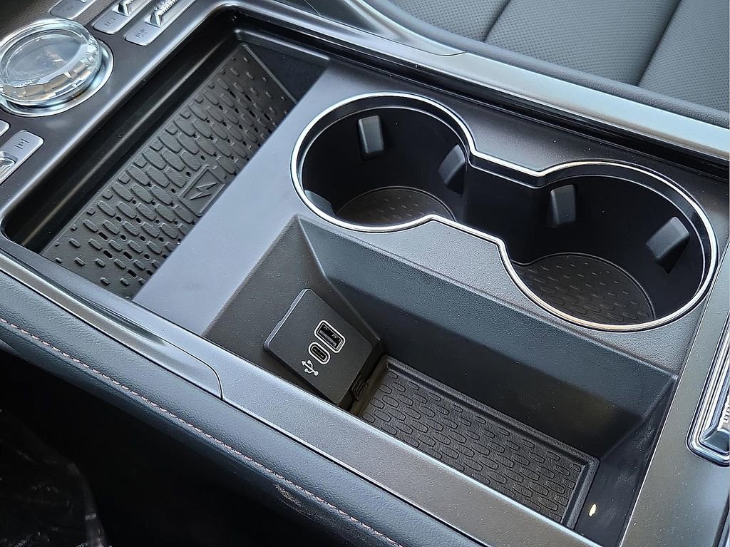 New 2026 Lincoln Nautilus Premier AWD/4WD image 20