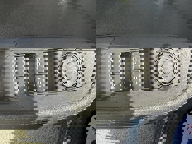 Used 2021 Buick Encore GX Select image 13