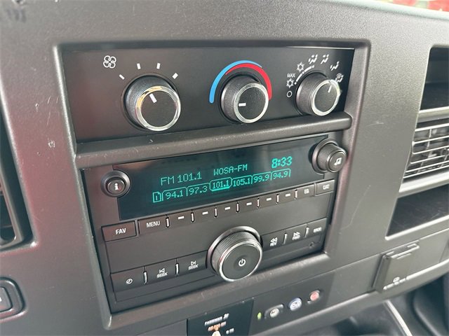 Used 2019 Chevrolet Express 3500 Extended w/ Driver Convenience Package image 17