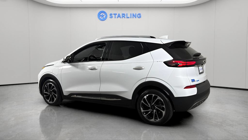 Certified 2023 Chevrolet Bolt EUV Premier FWD image 4