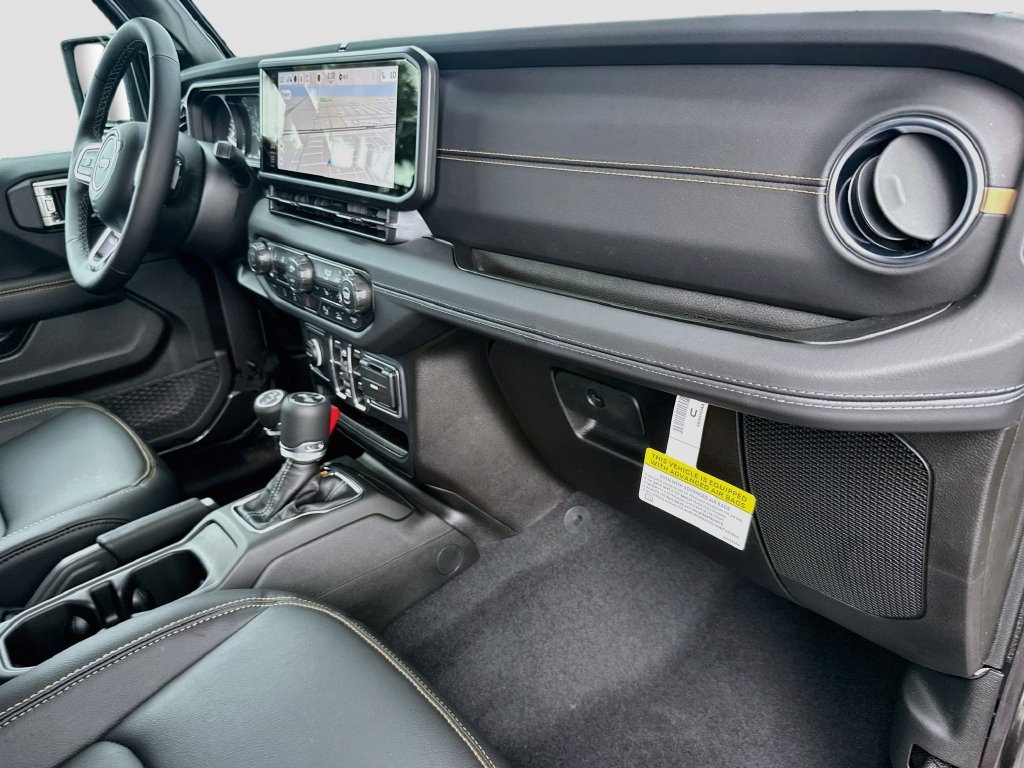 New 2027 Jeep Wrangler Unlimited Sahara AWD/4WD image 33