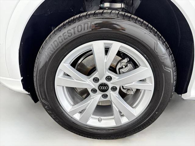 Used 2025 Audi Q5 Premium w/ Convenience Package AWD/4WD image 30