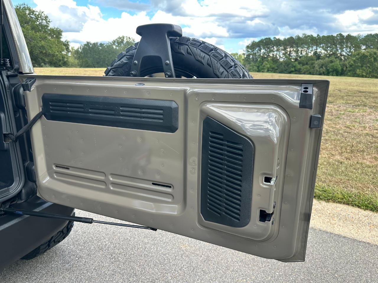 Used 2026 Ford Bronco Outer Banks AWD/4WD image 28