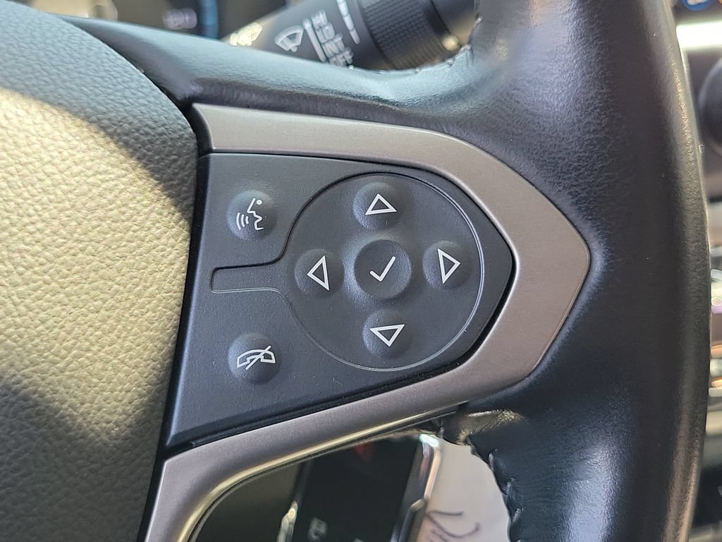 Used 2022 Chevrolet Colorado Z71 w/ Safety Package RWD image 26