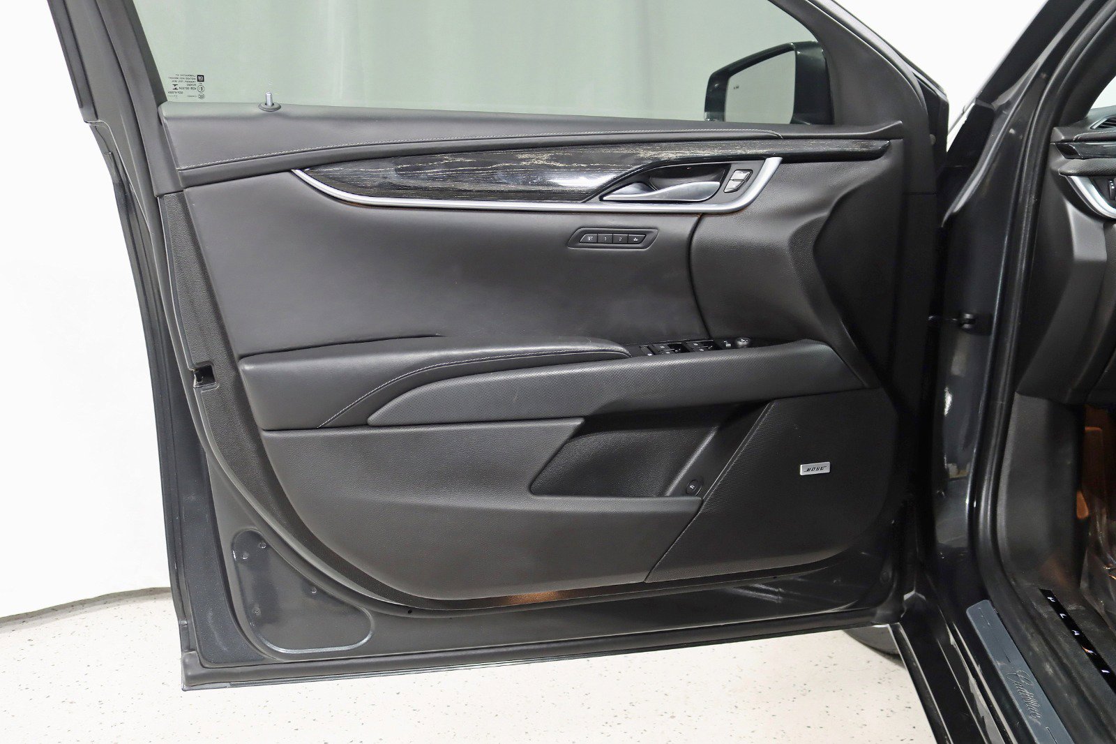 Used 2018 Cadillac XTS Vsport Platinum image 33