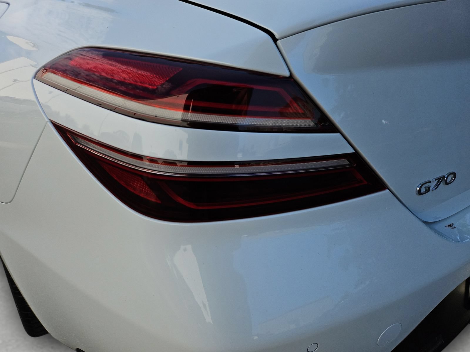 Used 2023 Genesis G70 2.0T w/ Sport Prestige Package RWD image 21
