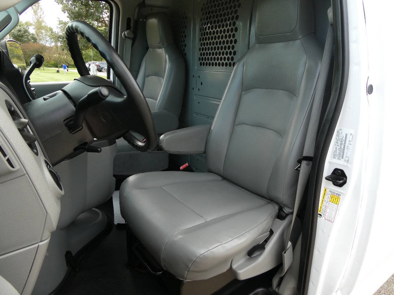 Used 2012 Ford E-250 and Econoline 250 w/ Commercial Cargo Van Pkg RWD image 11