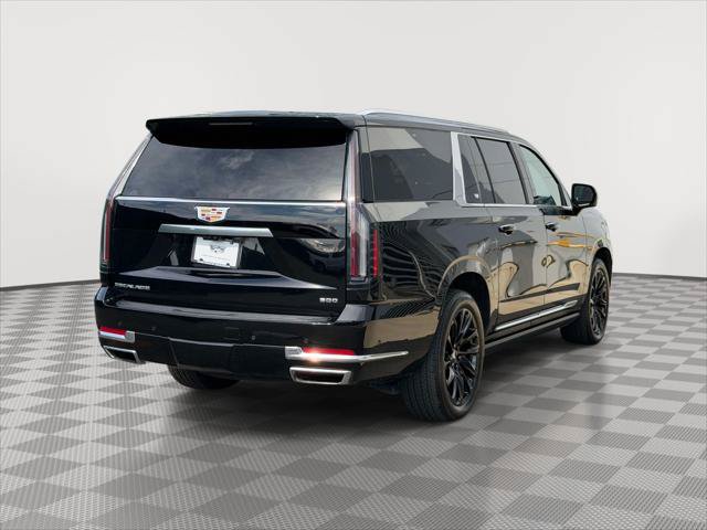 Certified 2025 Cadillac Escalade ESV Premium Luxury w/ Touring Package AWD/4WD image 7