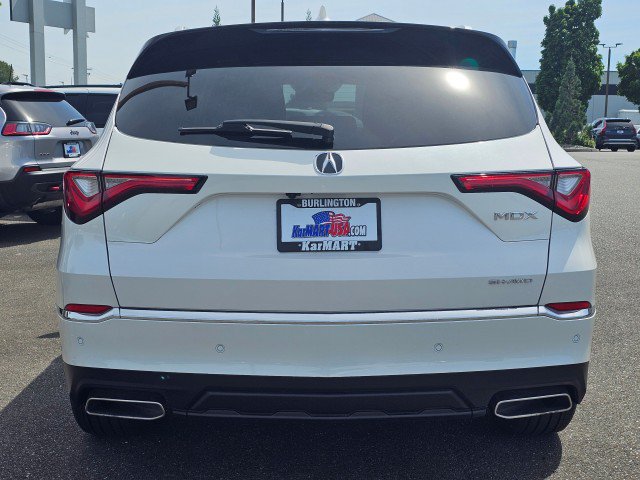 Used 2023 Acura MDX SH-AWD w/ Advance Package image 4