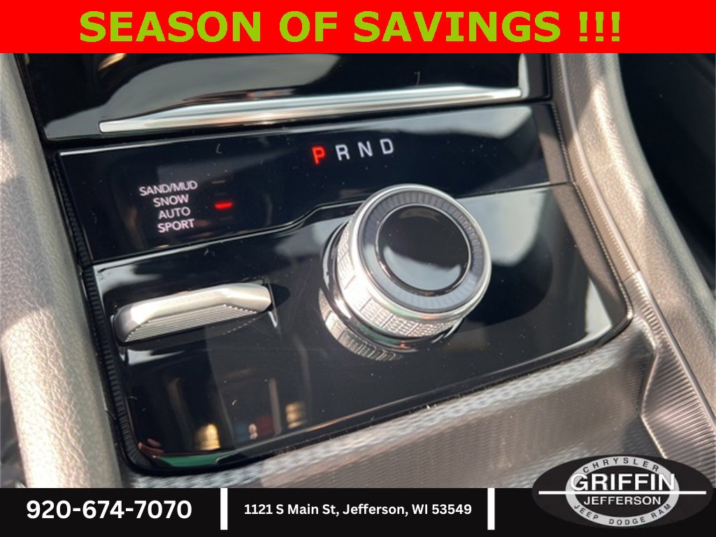 New 2025 Jeep Grand Cherokee L Limited w/ Luxury Tech Group II image 25